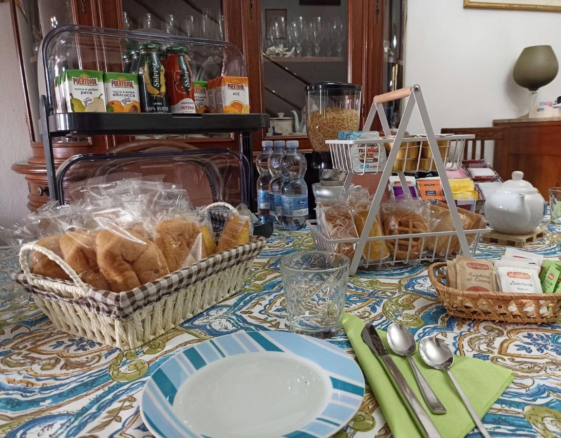 B&B Belvedere SantʼAntìoco Extérieur photo
