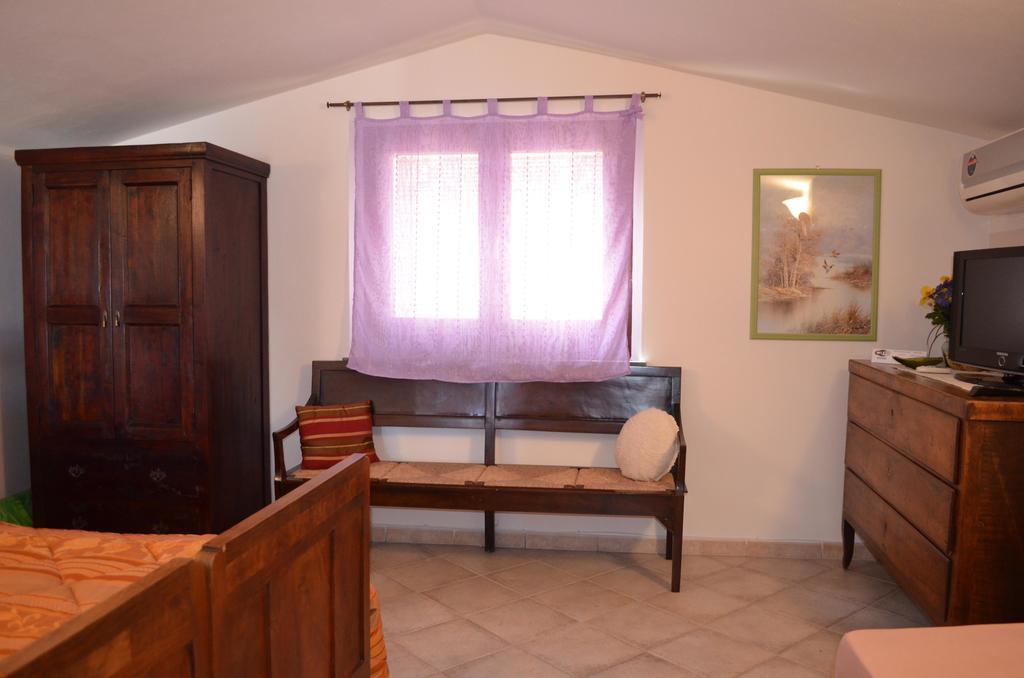B&B Belvedere SantʼAntìoco Extérieur photo